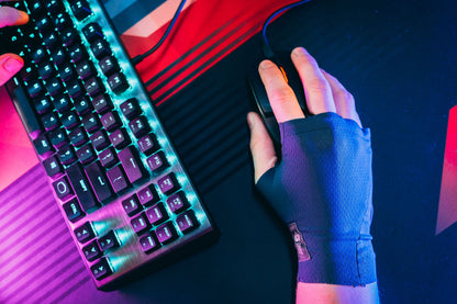 GrindClaw™ Gaming Gloves