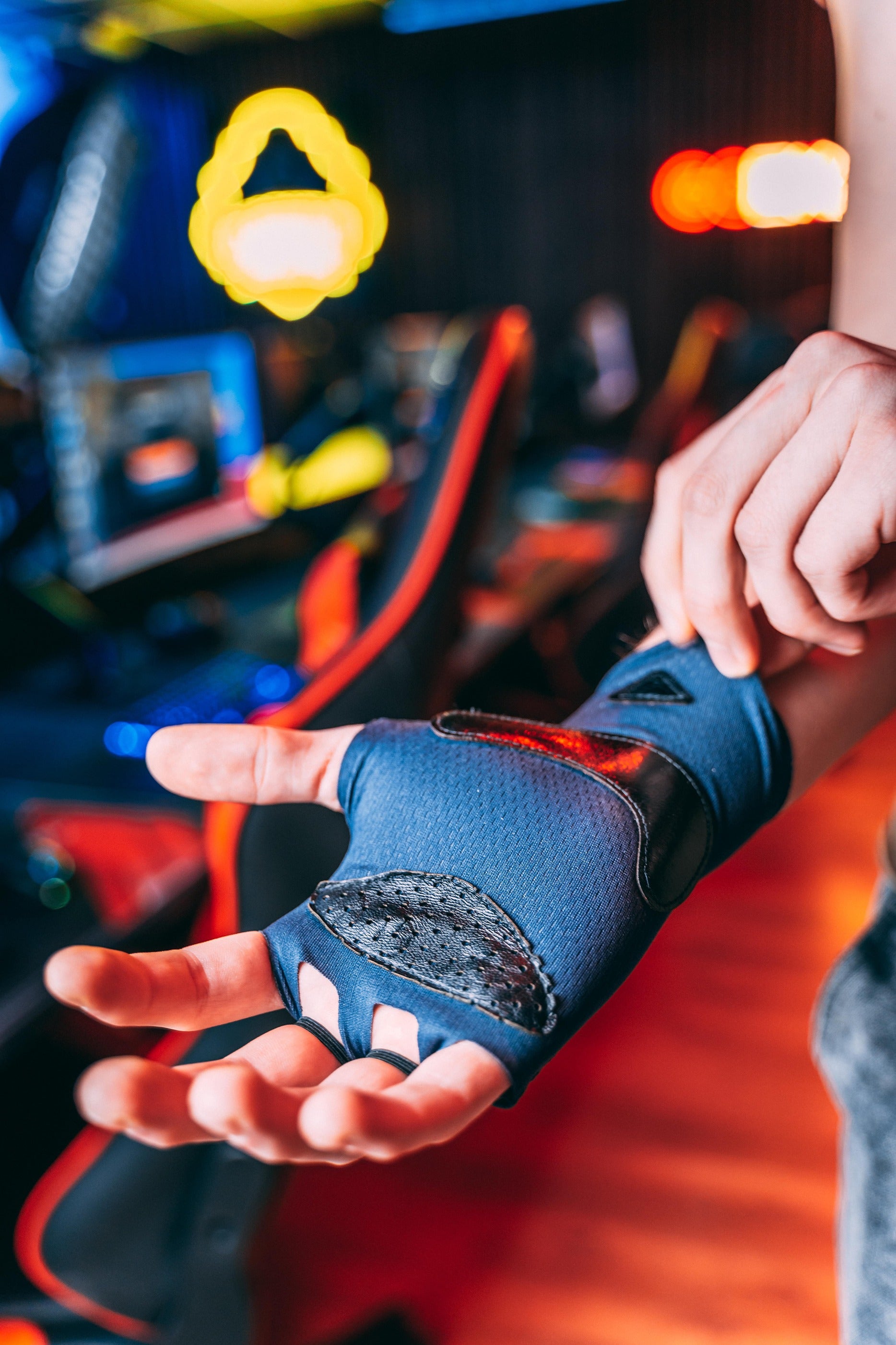 GrindClaw™ Gaming Glove
